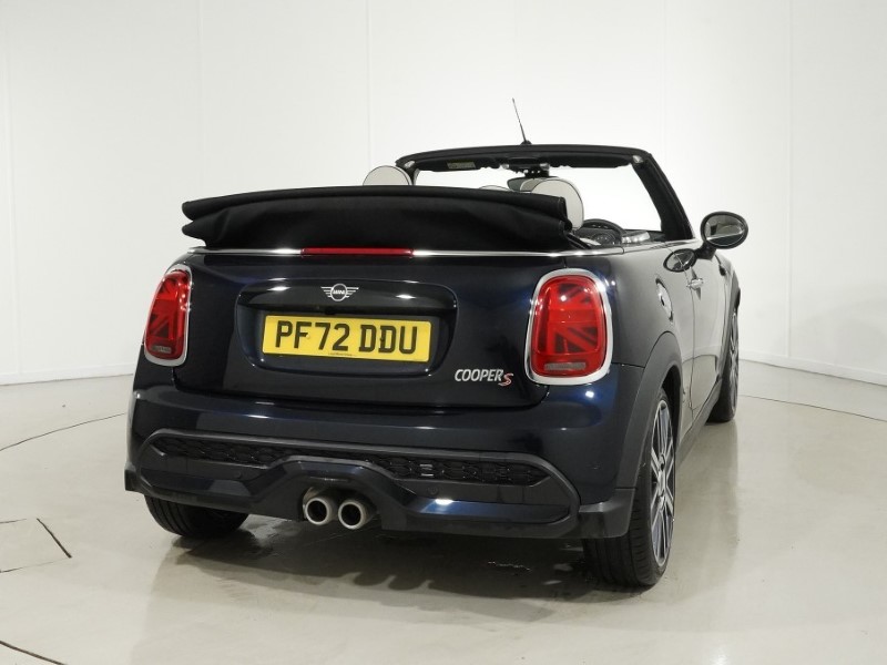 2022 (72) MINI CONVERTIBLE 2.0 Cooper S Exclusive 2dr Auto 5427210