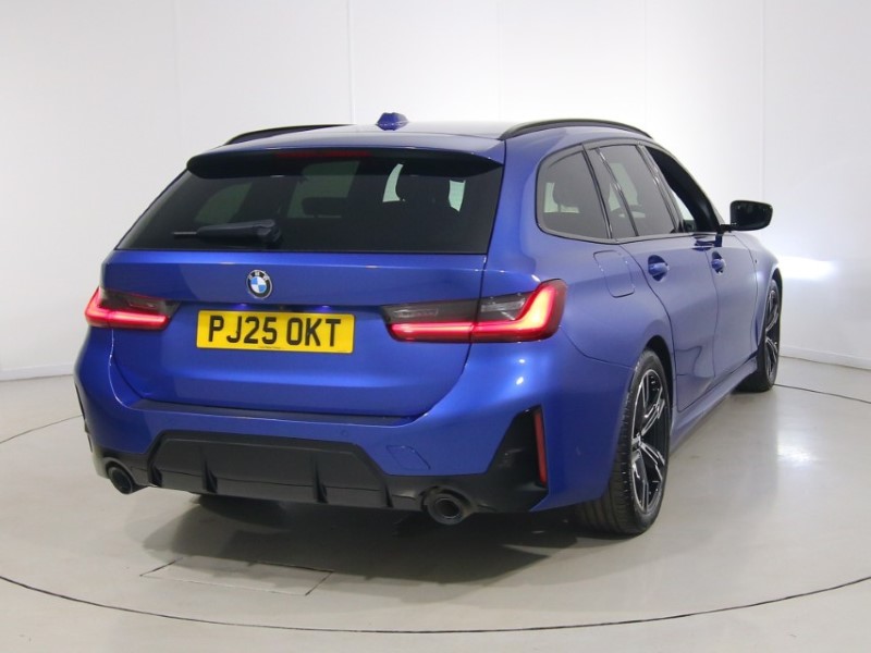 2025 (25) BMW 3 SERIES 320i M Sport 5dr Step Auto 5440541