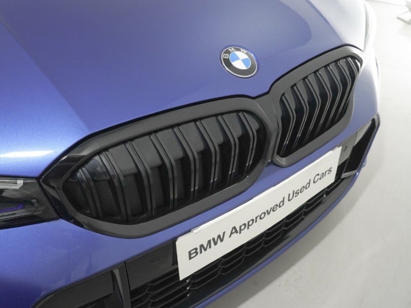 2025 (25) BMW 3 SERIES 320i M Sport 5dr Step Auto 5440501