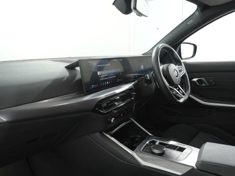 2025 (25) BMW 3 SERIES 320i M Sport 5dr Step Auto 5440493