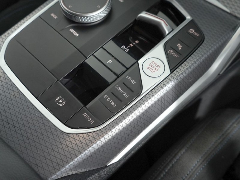 2025 (25) BMW 3 SERIES 320i M Sport 5dr Step Auto 5440517