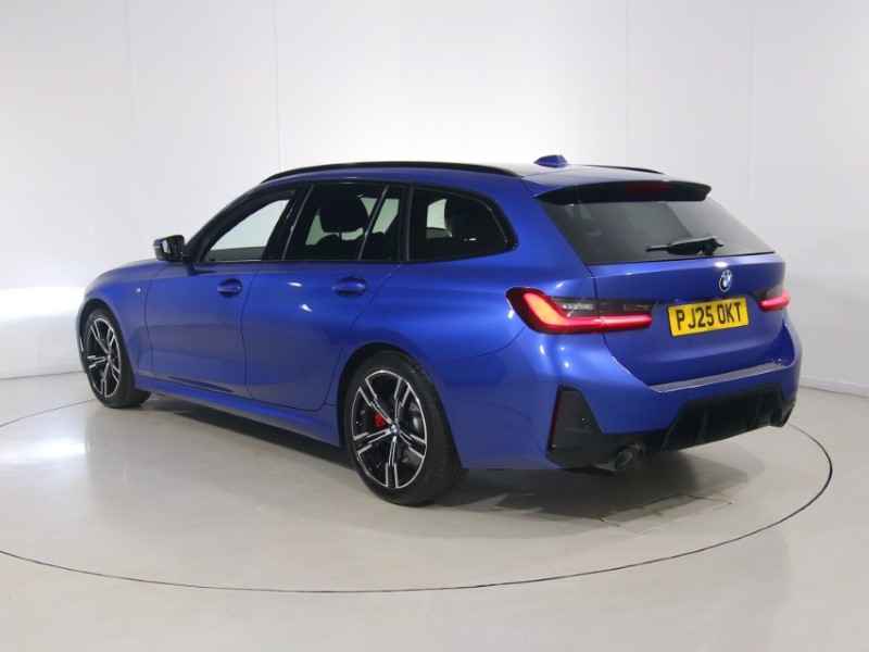 2025 (25) BMW 3 SERIES 320i M Sport 5dr Step Auto