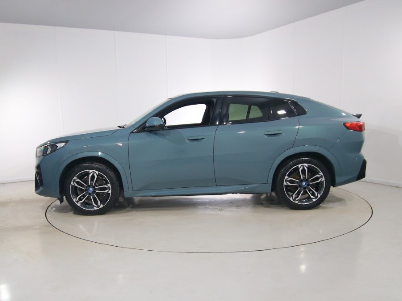 2024 (24) BMW iX2 230kW xDrive30 M Sport 65kWh 5dr Auto 5431464
