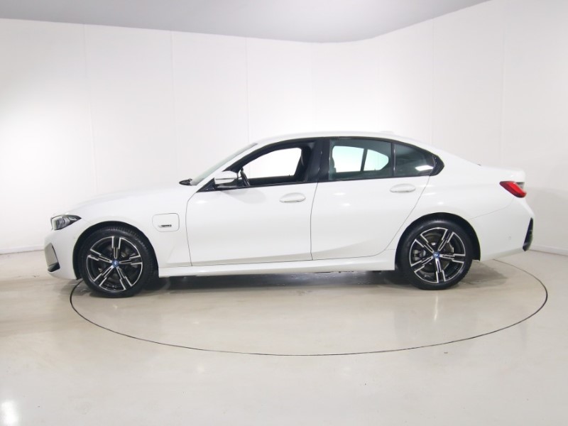 2023 (73) BMW 3 SERIES 330e M Sport 4dr Step Auto 5431679