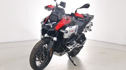 2025 (25) BMW Motorrad R1300 GSA TE (25MY) 5711067