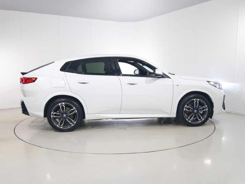 2024 (74) BMW iX2 230kW xDrive30 M Sport 65kWh 5dr Auto 5447251