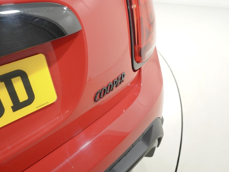 2023 (73) MINI HATCHBACK 1.5 Cooper Sport 3dr Auto 5444352
