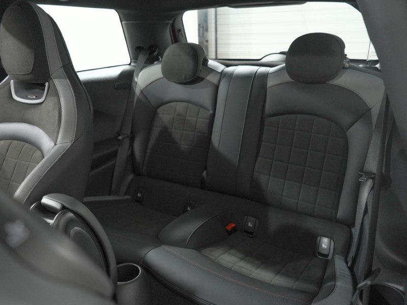 2023 (73) MINI HATCHBACK 1.5 Cooper Sport 3dr Auto 5444357