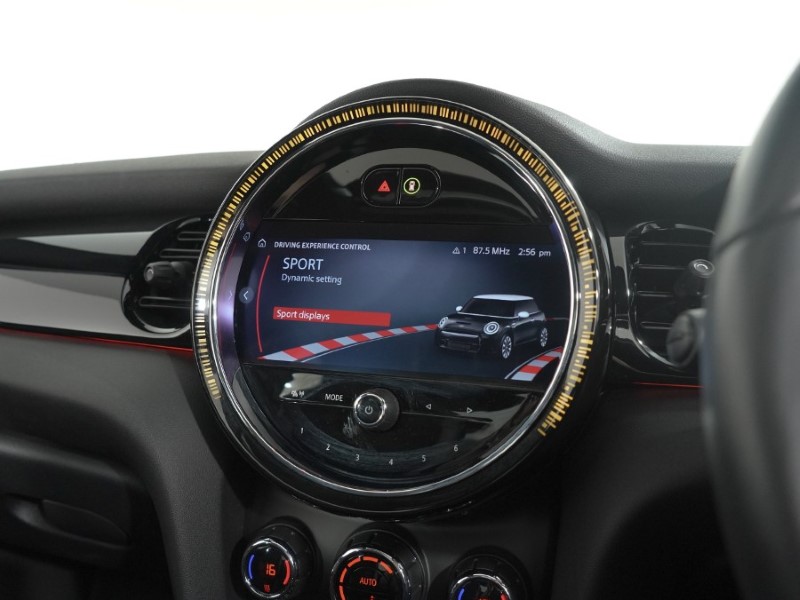 2023 (73) MINI HATCHBACK 1.5 Cooper Sport 3dr Auto 5444379