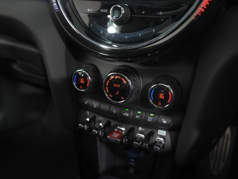 2023 (73) MINI HATCHBACK 1.5 Cooper Sport 3dr Auto 5444369