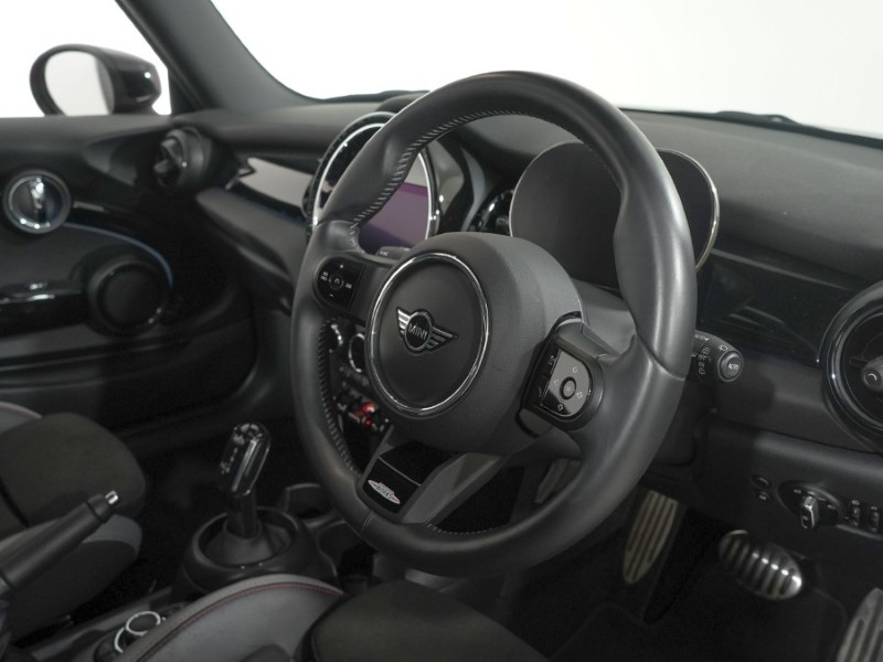 2023 (73) MINI HATCHBACK 1.5 Cooper Sport 3dr Auto 5444343