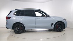 2025 (74) BMW X5 xDrive40d MHT M Sport 5dr Auto 5454420