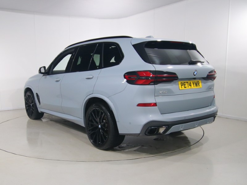2025 (74) BMW X5 xDrive40d MHT M Sport 5dr Auto 5454417