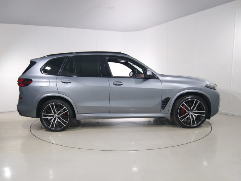 2024 (24) BMW X5 xDrive30d MHT M Sport 5dr Auto 5462761
