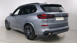 2024 (24) BMW X5 xDrive30d MHT M Sport 5dr Auto 5462758
