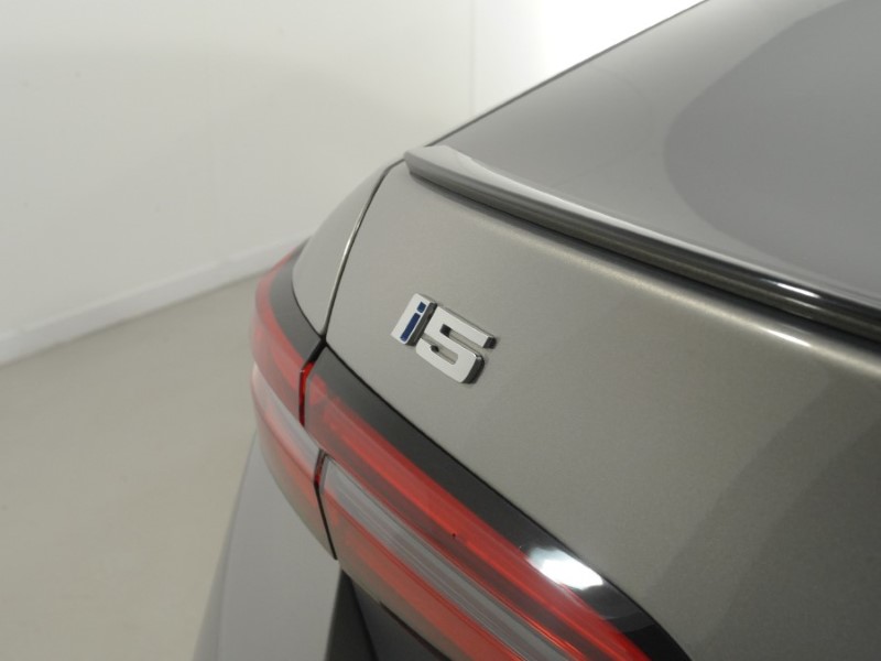 2024 (24) BMW I5 442kW M60 xDrive 84kWh 4dr Auto 5460560