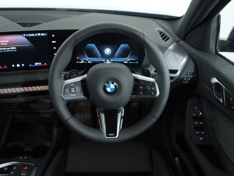 2025 (75) BMW 1 SERIES 120 M Sport 5dr Step Auto 5447420