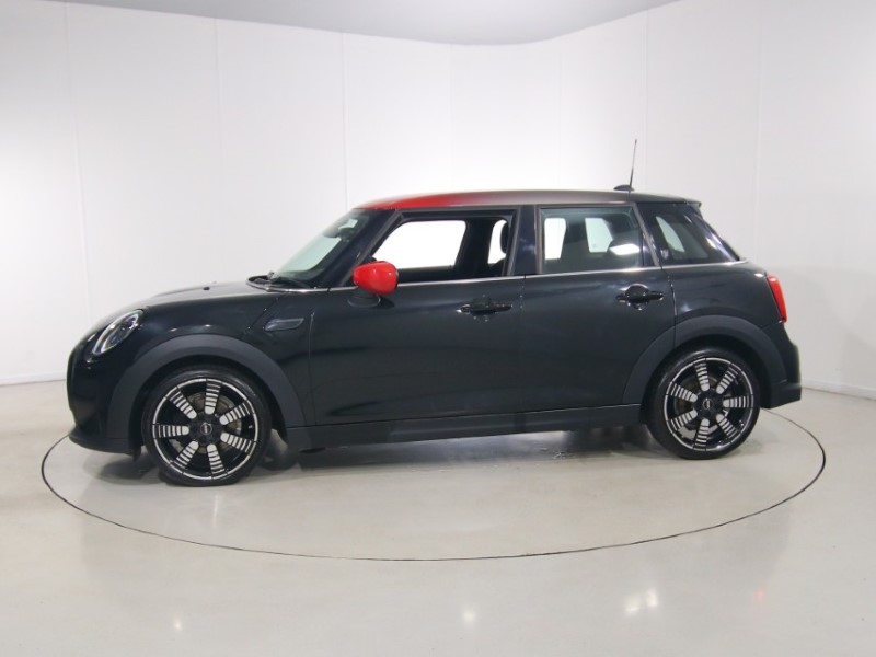 2024 (24) MINI HATCHBACK 1.5 Cooper Exclusive Premium 5dr Auto 5483115
