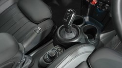 2024 (24) MINI HATCHBACK 1.5 Cooper Exclusive Premium 5dr Auto 5483086