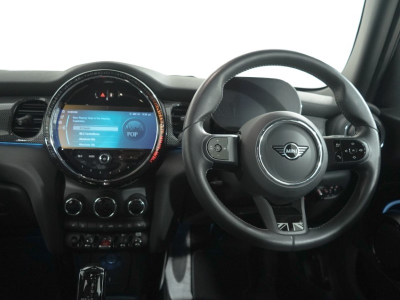 2024 (24) MINI HATCHBACK 1.5 Cooper Exclusive Premium 5dr Auto 5483070