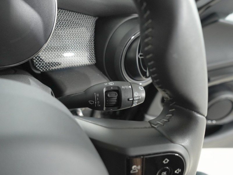 2024 (24) MINI HATCHBACK 1.5 Cooper Exclusive Premium 5dr Auto 5483092