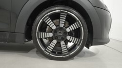 2024 (24) MINI HATCHBACK 1.5 Cooper Exclusive Premium 5dr Auto 5483077