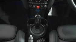 2024 (24) MINI HATCHBACK 1.5 Cooper Exclusive Premium 5dr Auto 5483072