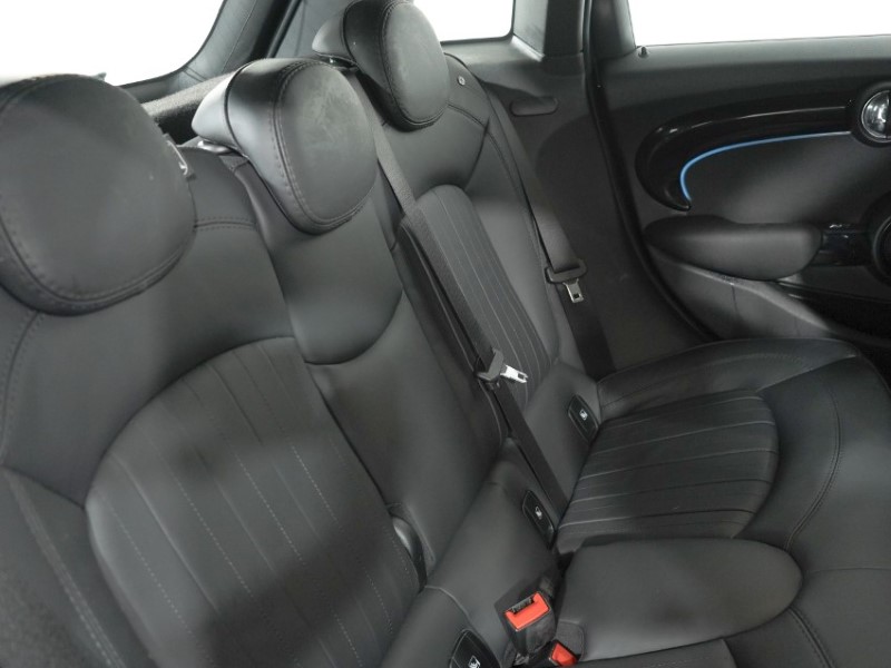 2024 (24) MINI HATCHBACK 1.5 Cooper Exclusive Premium 5dr Auto 5483079