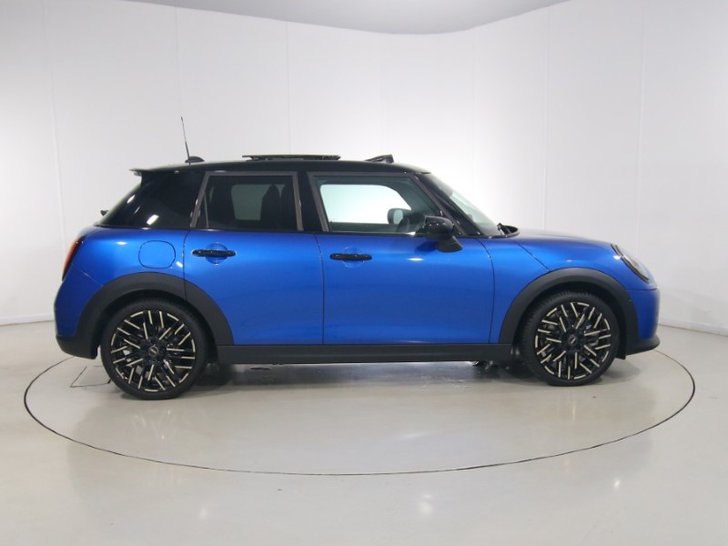 2026 (26) MINI COOPER 2.0 S Exclusive 5dr Auto 5784121