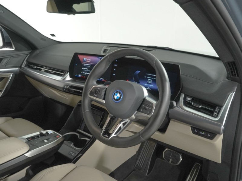 2025 (25) BMW iX2 150kW eDrive20 M Sport 65kWh 5dr Auto 5488169