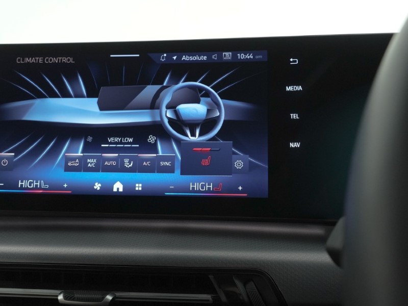 2025 (25) BMW iX2 150kW eDrive20 M Sport 65kWh 5dr Auto 5488186