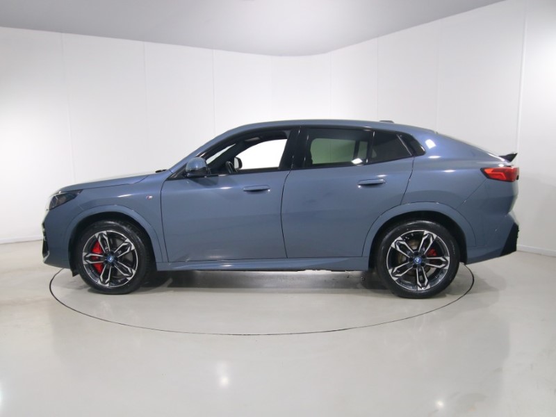 2025 (25) BMW iX2 150kW eDrive20 M Sport 65kWh 5dr Auto 5488193