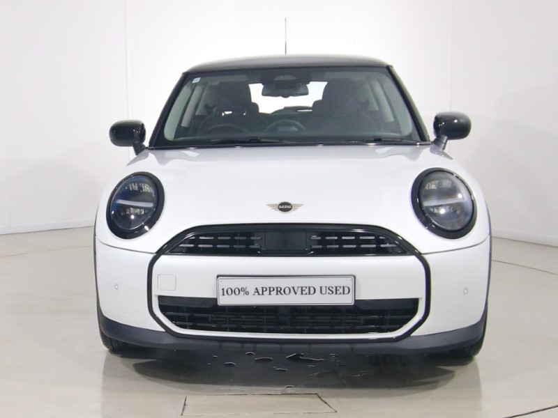 2025 (75) MINI COOPER 1.5 C Classic 3dr Auto 5471057