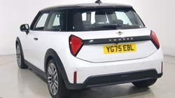2025 (75) MINI COOPER 1.5 C Classic 3dr Auto 1