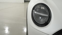2025 (75) MINI COOPER 1.5 C Classic 3dr Auto 5471027