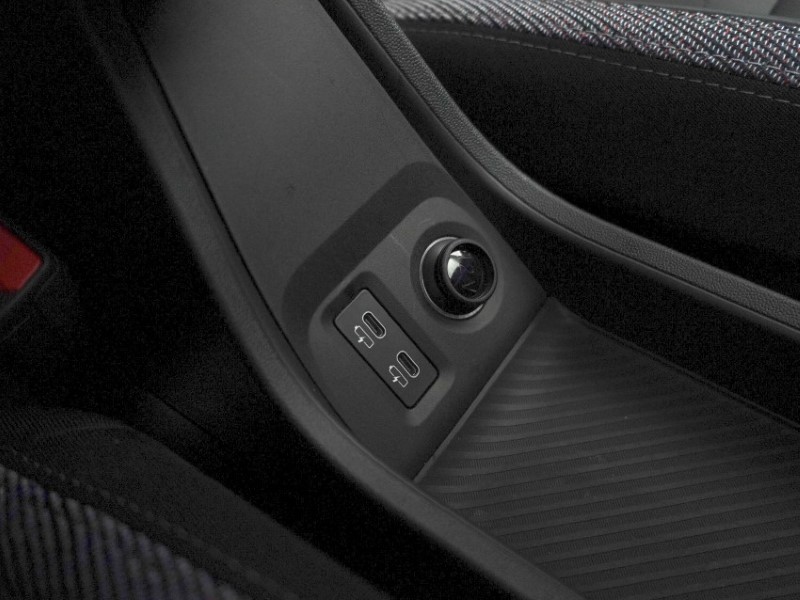 2025 (75) MINI COOPER 1.5 C Classic 3dr Auto 5471042