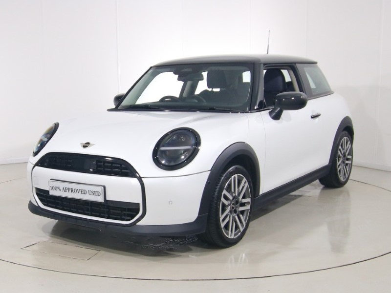 2025 (75) MINI COOPER 1.5 C Classic 3dr Auto 5471058