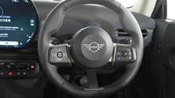 2025 (75) MINI COOPER 1.5 C Classic 3dr Auto 5471024