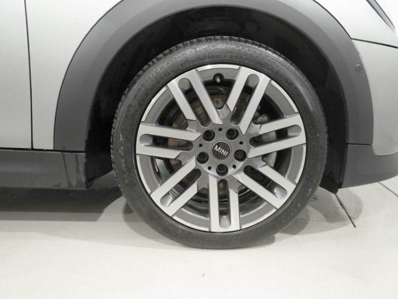 2025 (75) MINI COOPER 1.5 C Classic 3dr Auto 5474187