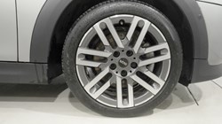 2025 (75) MINI COOPER 1.5 C Classic 3dr Auto 5474187
