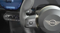 2025 (75) MINI COOPER 1.5 C Classic 3dr Auto 5474195