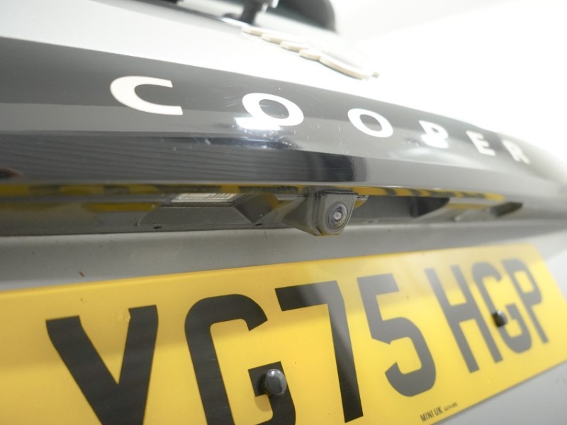 2025 (75) MINI COOPER 1.5 C Classic 3dr Auto 5474193