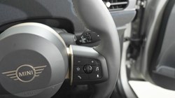 2025 (75) MINI COOPER 1.5 C Classic 3dr Auto 5474196