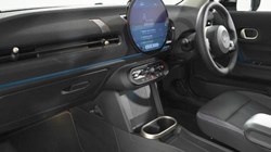2025 (75) MINI COOPER 1.5 C Classic 3dr Auto 5474177