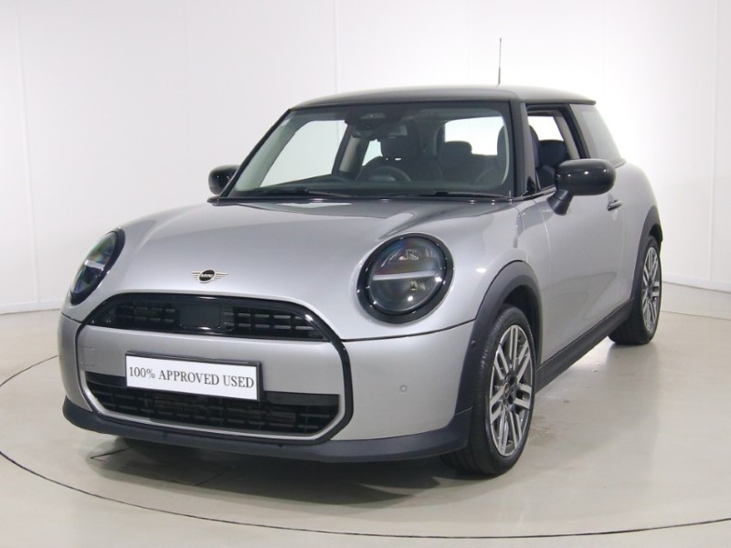 2025 (75) MINI COOPER 1.5 C Classic 3dr Auto 5474219