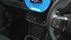 2025 (75) MINI COOPER 1.5 C Classic 3dr Auto 5483179
