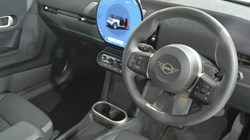 2025 (75) MINI COOPER 1.5 C Classic 3dr Auto 5483157
