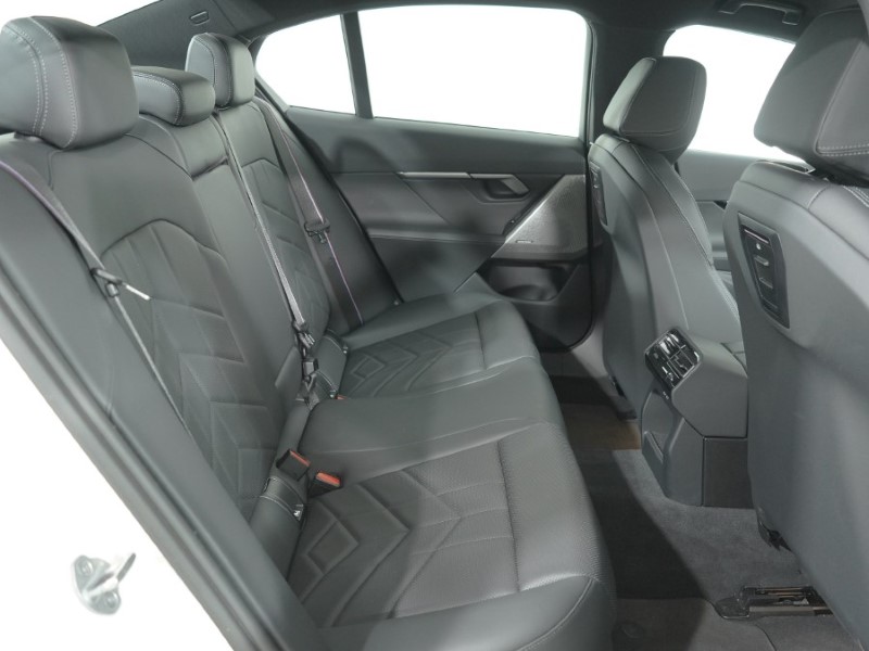 2024 (24) BMW I5 250kW eDrive40 M Sport Pro 84kWh 4dr Auto 5489123