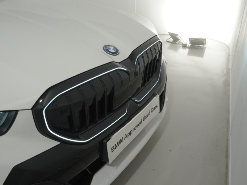 2024 (24) BMW I5 250kW eDrive40 M Sport Pro 84kWh 4dr Auto 5489134