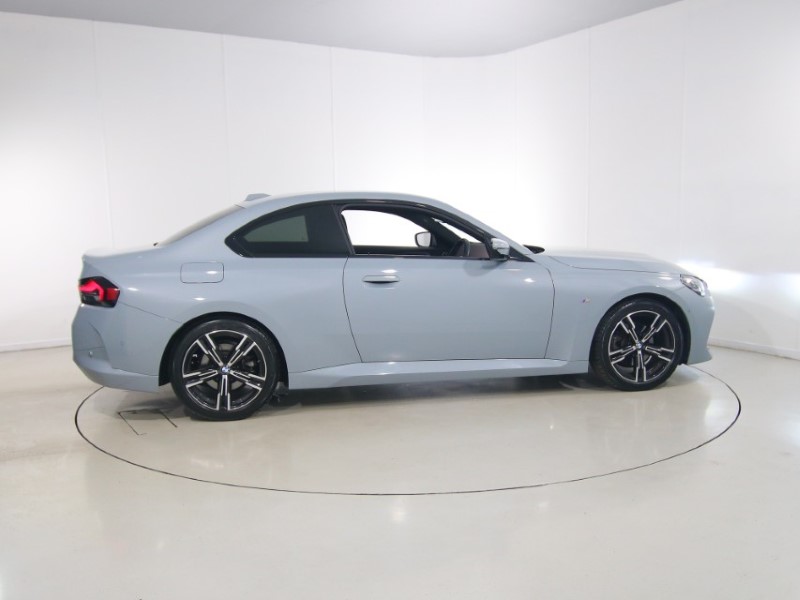 2024 (74) BMW 2 SERIES 220i M Sport 2dr Step Auto 5507300
